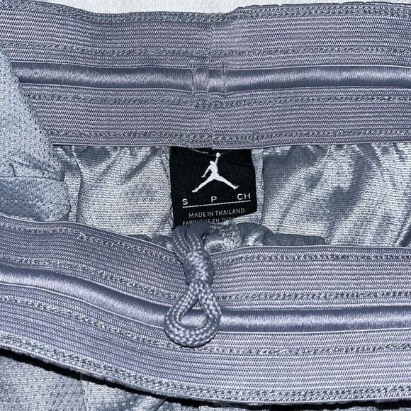 Gray Nike Jordan Jumpman Basketball Team 2 tone  practice basketball 10” shorts - Picture 4 of 4